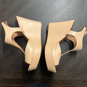 BP. Nordstrom brand light tan wedge